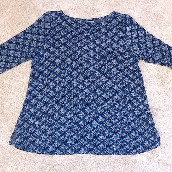 J. Jill Blue Ponte Knit Tunic Sweater Size L Long Sleeve Floral Pattern Casual - Picture 1 of 4